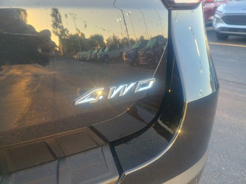 Certified 2025 Ford Explorer Active image 10