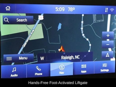 Used 2022 Ford Explorer Limited w/ Equipment Group 301A RWD image 14