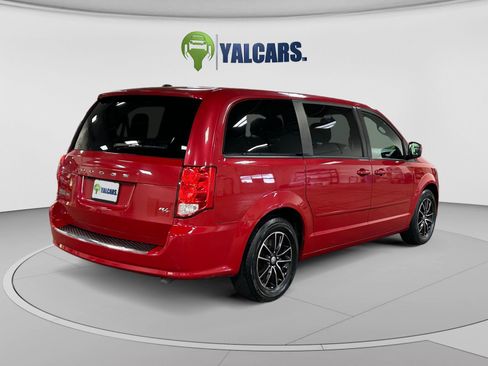 Used 2015 Dodge Grand Caravan R/T w/ Driver Convenience Group FWD image 5