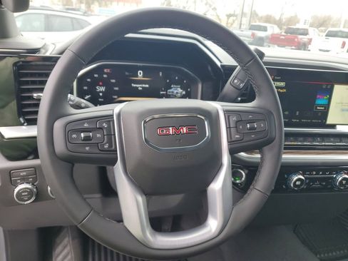 New 2026 GMC Sierra 1500 Elevation image 17