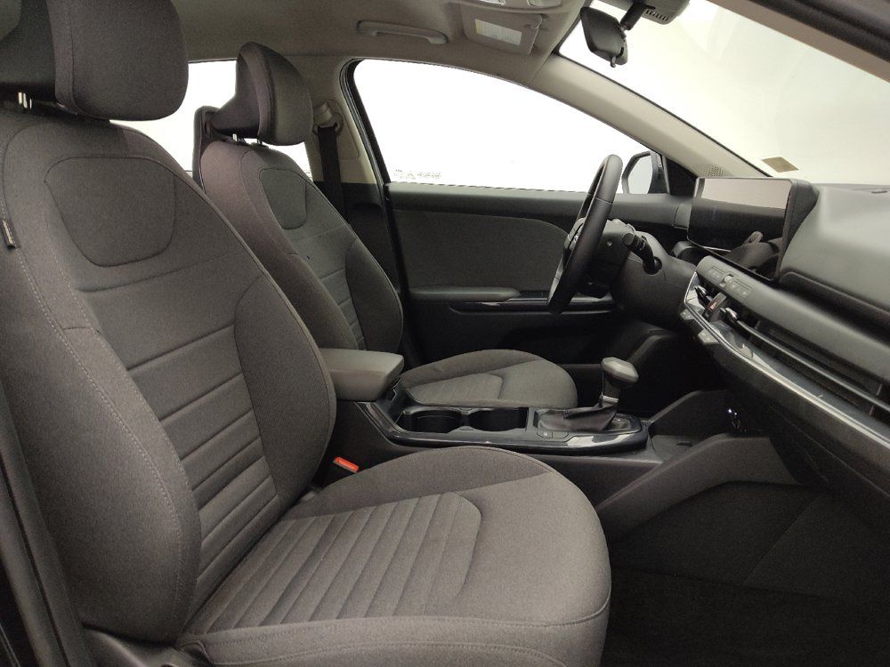 Used 2025 Kia K4 EX FWD image 21