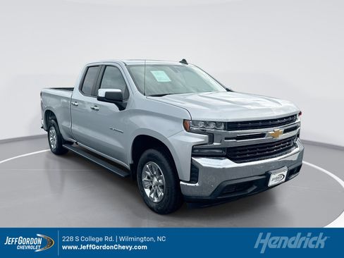 Used 2020 Chevrolet Silverado 1500 LT RWD image 1