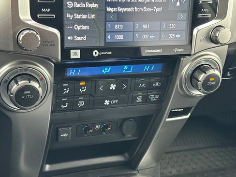 Used 2023 Toyota 4Runner Limited image 21