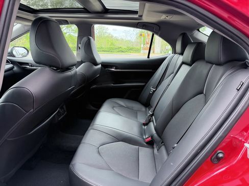 Used 2021 Toyota Camry XSE image 26