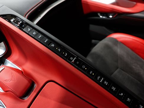 Used 2023 Chevrolet Corvette Stingray Preferred Cpe w/ Z51 Performance Package RWD image 26