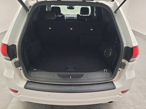 Used 2018 Jeep Grand Cherokee Altitude image 29