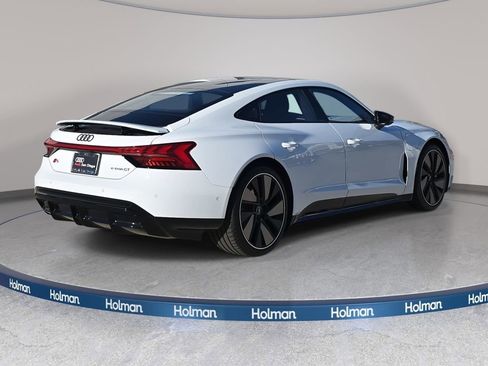 New 2026 Audi S e-tron GT Prestige image 5