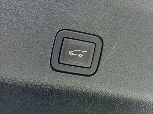 Used 2024 Cadillac Escalade V AWD/4WD image 25