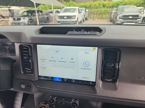 New 2025 Ford Bronco 4-Door image 25
