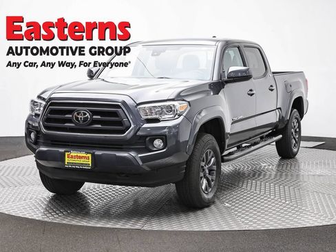 Used 2020 Toyota Tacoma SR5 AWD/4WD image 1