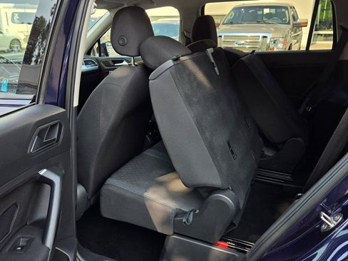 Used 2021 Volkswagen Tiguan S FWD image 43