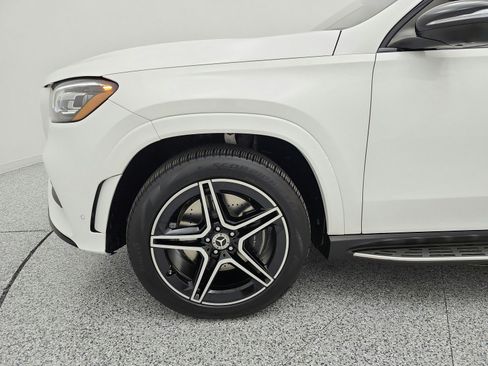 Used 2023 Mercedes-Benz GLS 450 4MATIC image 18
