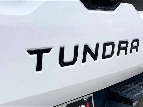 Used 2023 Toyota Tundra SR5 w/ SR5 Convenience Package AWD/4WD image 30