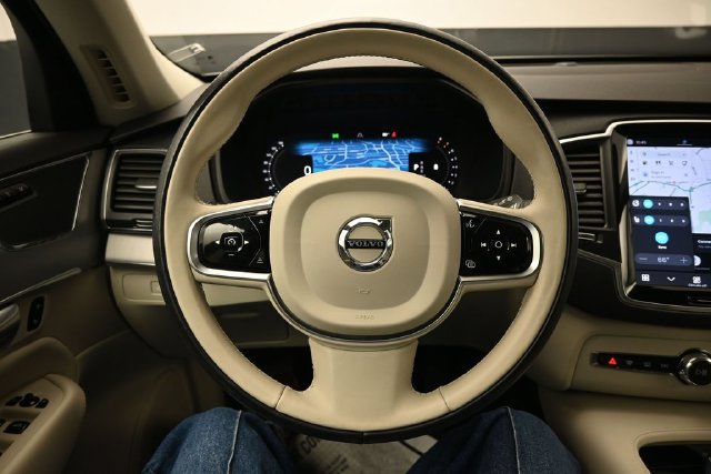 Used 2023 Volvo XC90 B5 Core w/ Protection Package Premier AWD/4WD image 22
