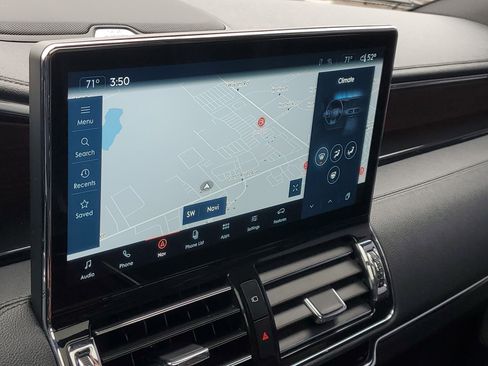 Used 2022 Lincoln Navigator Reserve image 16