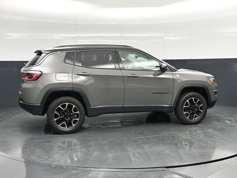 Used 2020 Jeep Compass Trailhawk w/ Cold Weather Group image 10