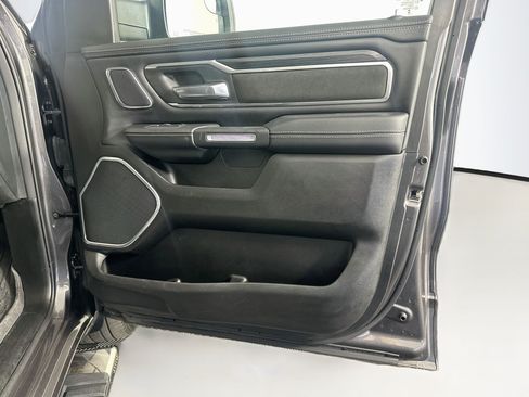 Used 2023 RAM 1500 Laramie AWD/4WD image 33