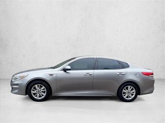 Used 2016 Kia Optima LX FWD video 2