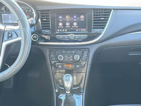 Certified 2022 Buick Encore Preferred image 11