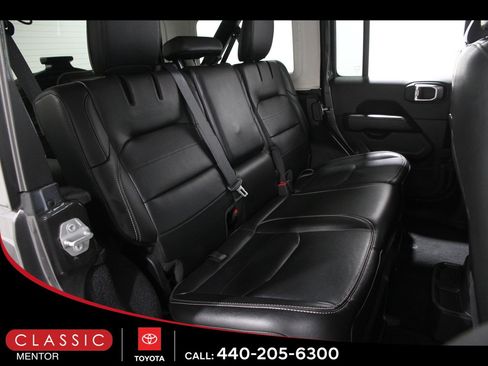 Used 2021 Jeep Wrangler Unlimited Sahara w/ Cold Weather Group image 21