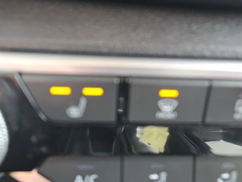 Used 2023 Nissan Altima 2.5 SR w/ SR Premium Package image 22