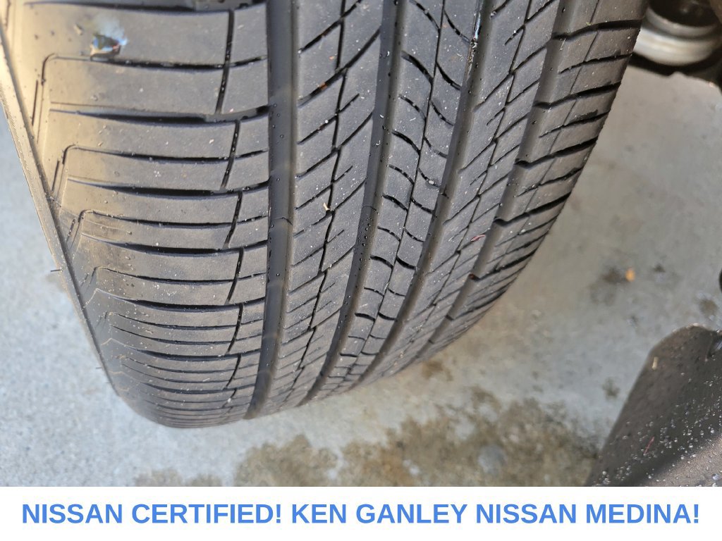 Certified 2024 Nissan Rogue SV w/ SV Premium Package AWD/4WD image 19