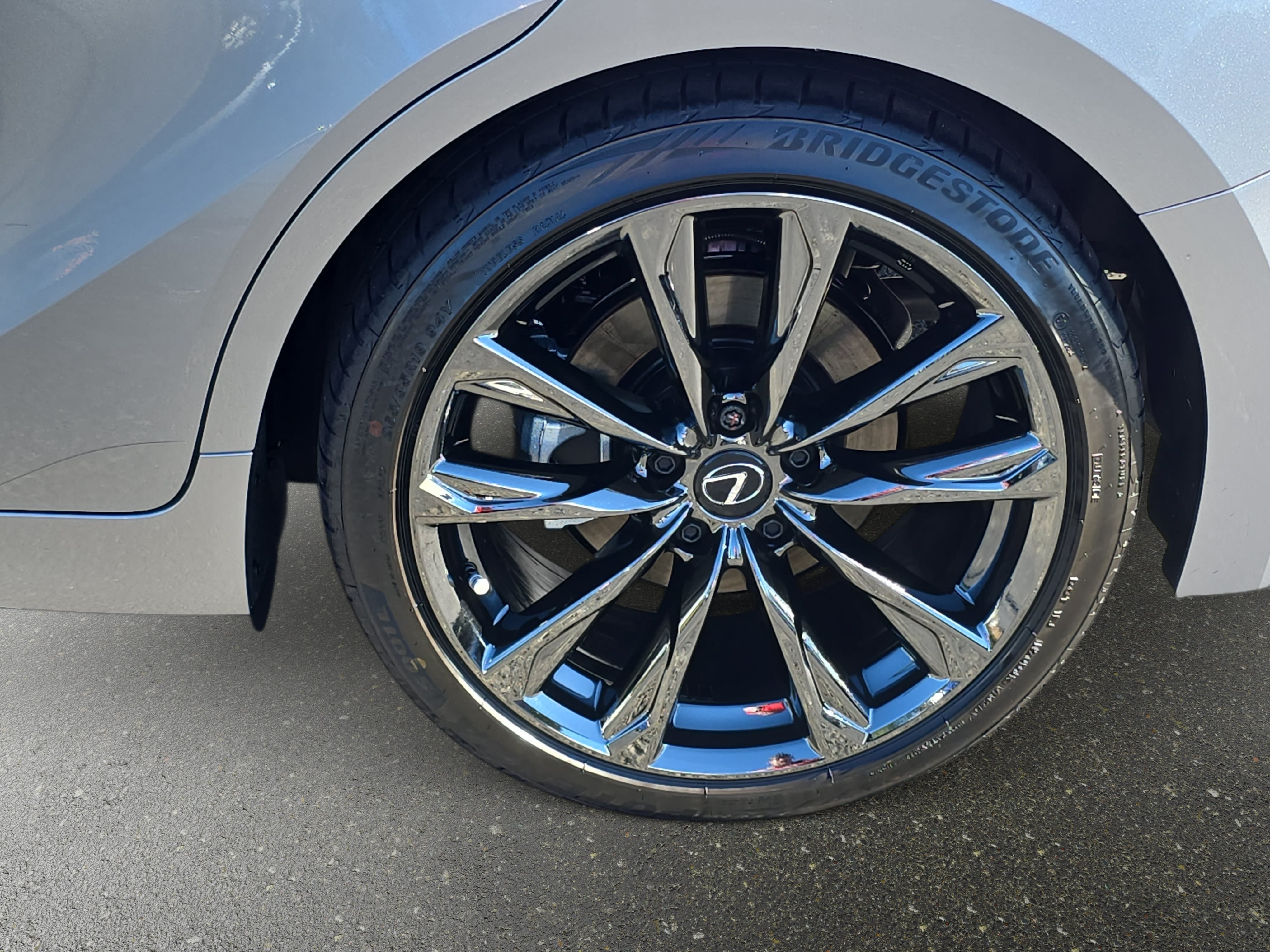 Used 2025 Lexus IS 350 F Sport w/ Navigation Package RWD image 32