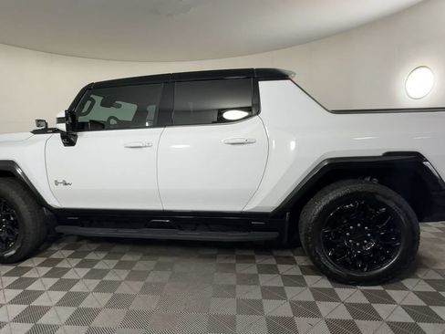 Used 2024 GMC Hummer EV 2X w/ LPO, Illumination Package AWD/4WD image 8