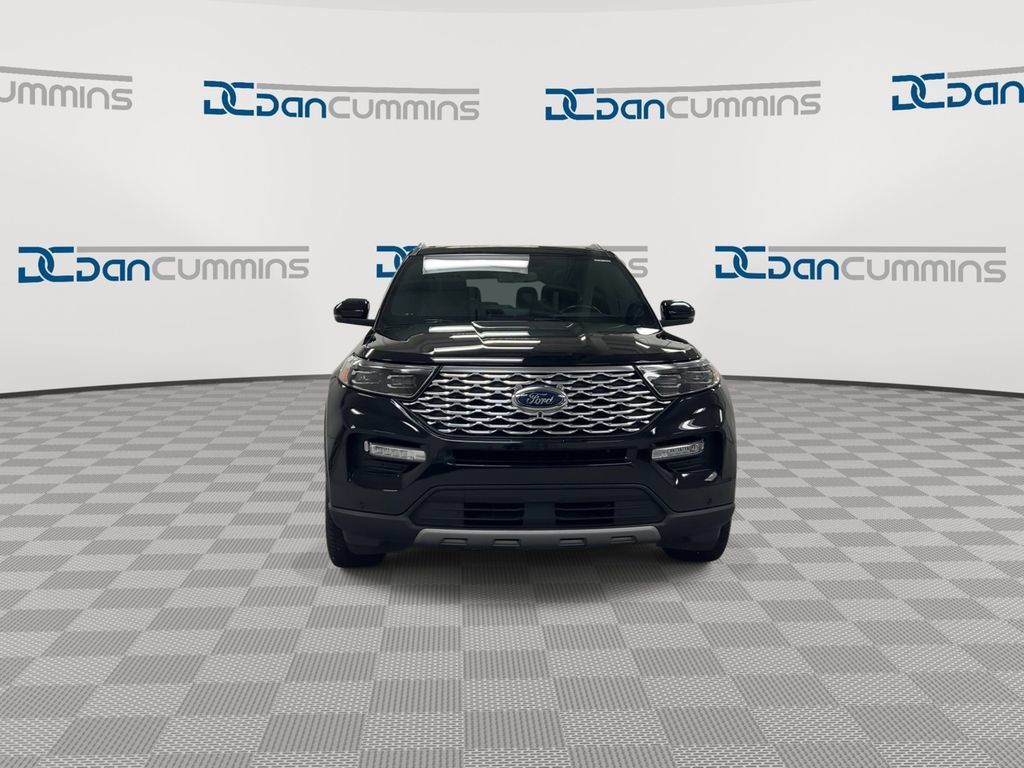Used 2020 Ford Explorer Platinum w/ Premium Technology Package AWD/4WD image 3