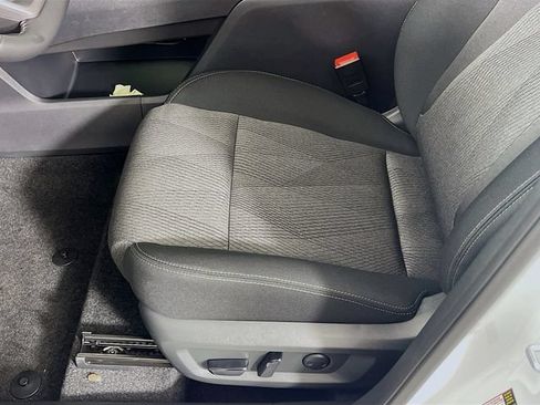 New 2026 Nissan Rogue SV FWD image 18