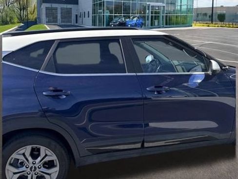 Used 2024 Kia Seltos S FWD image 18