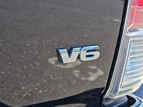 Used 2023 Toyota Tacoma TRD Off-Road w/ Technology Package image 10