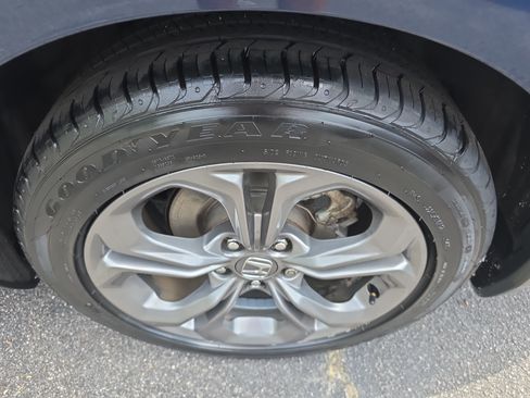 Used 2023 Honda Accord EX image 31