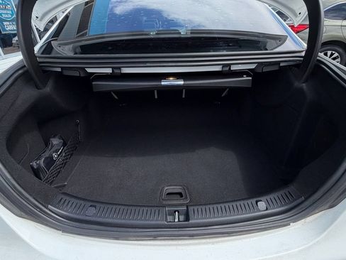 Used 2017 Mercedes-Benz E 300 4MATIC image 12