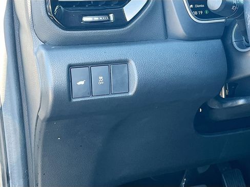 Used 2025 Honda Pilot Touring image 10