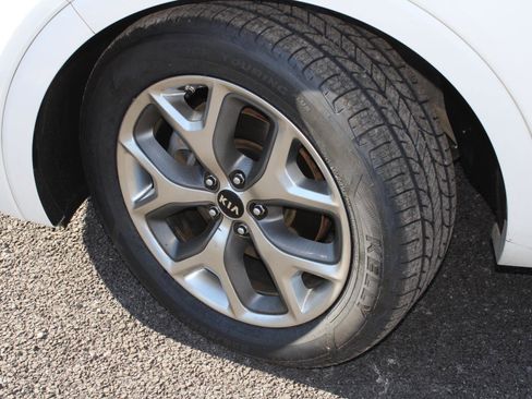 Used 2020 Kia Sorento SX image 17