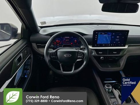 Certified 2025 Ford Explorer Platinum w/ LUX Leather Package image 28