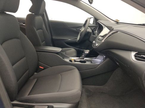 Used 2025 Chevrolet Malibu LT FWD image 21