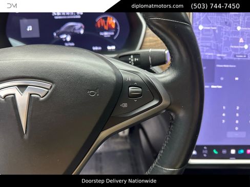 Used 2020 Tesla Model S Performance image 29