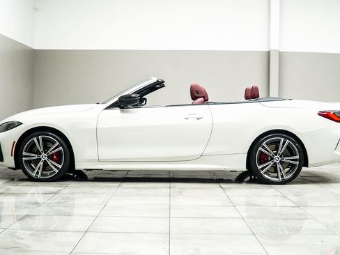 Used 2024 BMW 440i xDrive Convertible w/ Premium Package image 10
