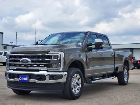 New 2026 Ford F350 Lariat w/ Lariat Premium Package AWD/4WD image 2