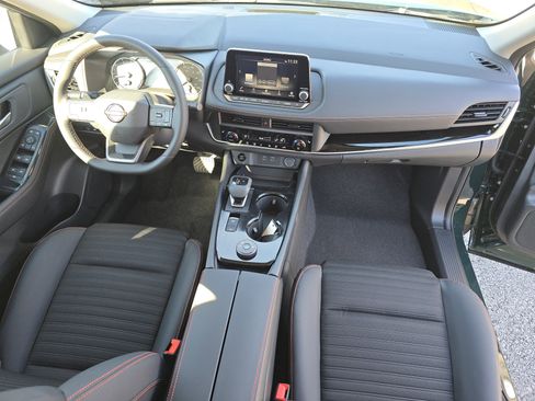 New 2026 Nissan Rogue SV image 24