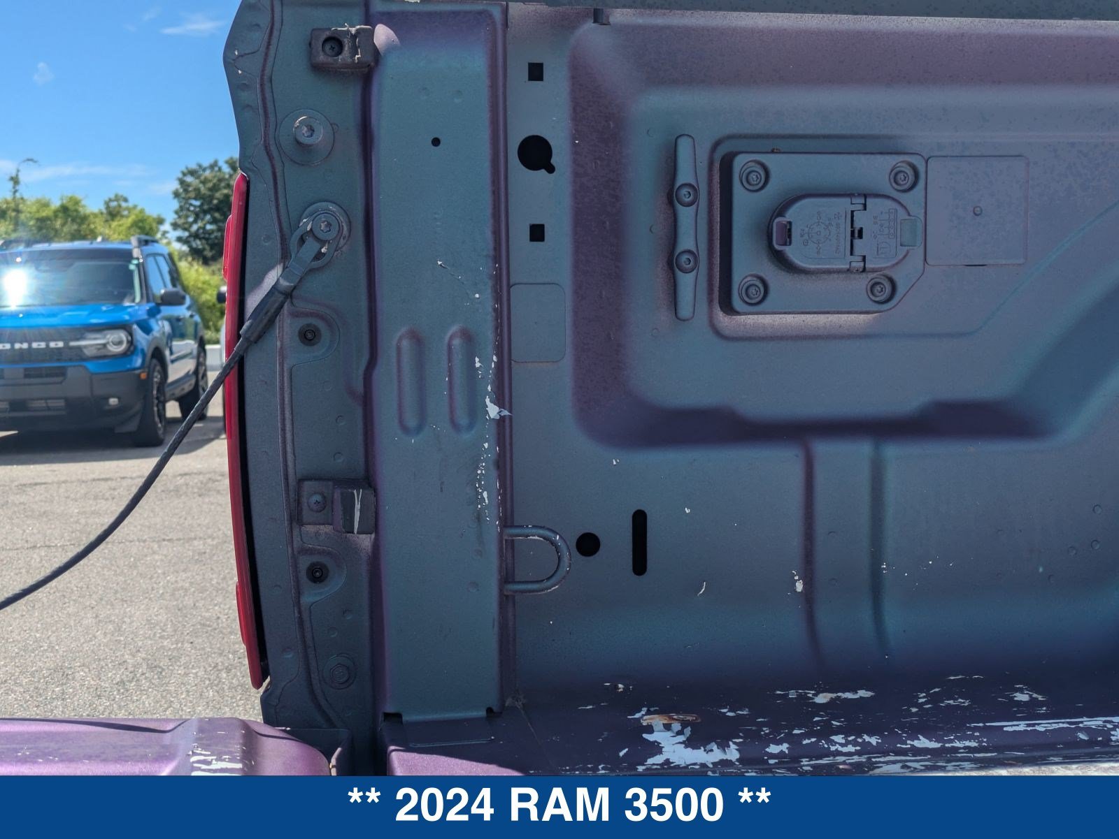 Used 2024 RAM 3500 Big Horn AWD/4WD image 14