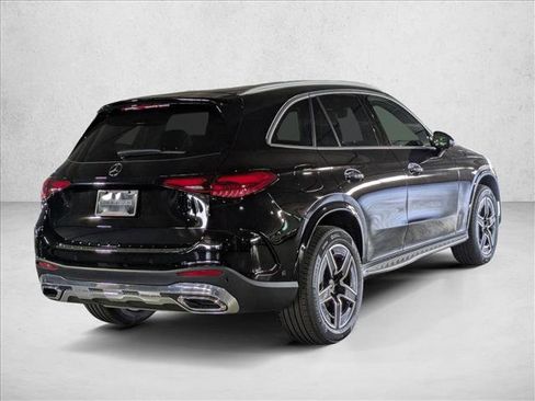 Used 2026 Mercedes-Benz GLC 300 GLC 300 image 5