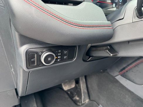 Used 2025 Ford Explorer ST-Line image 14