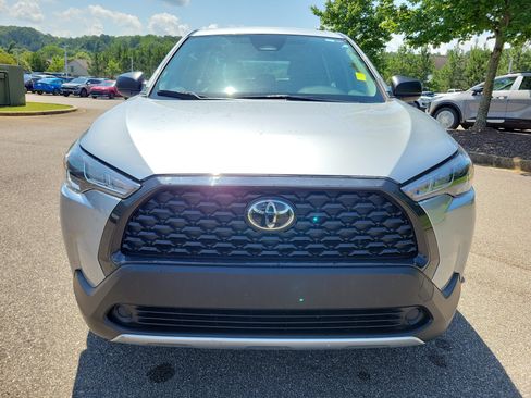 Used 2023 Toyota Corolla Cross L AWD/4WD image 19