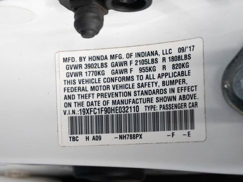Used 2017 Honda Civic Touring image 31