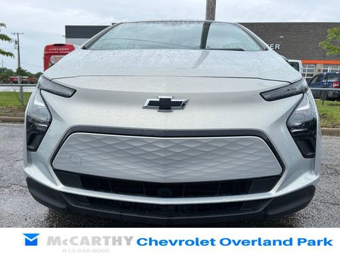 Used 2023 Chevrolet Bolt LT w/ Driver Confidence Package FWD image 8