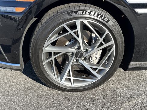 Used 2023 Genesis G90 3.5T image 13