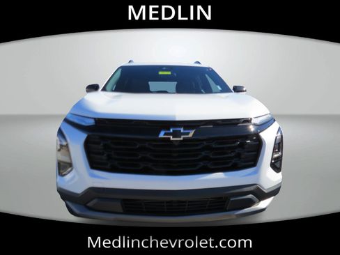 New 2026 Chevrolet Equinox LT w/ Convenience Package II image 3